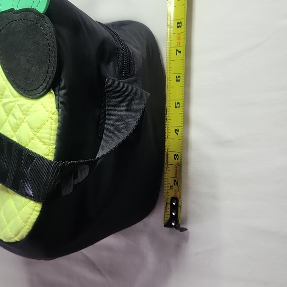 PINK Pineapple Cooler Bag - Victoria's Secret Beach Bag - Picture 13 of 15